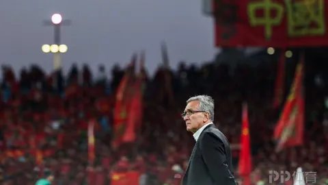 米克尔揭露：阿布对特里与兰帕德独享奢华，度假游艇任你畅游！