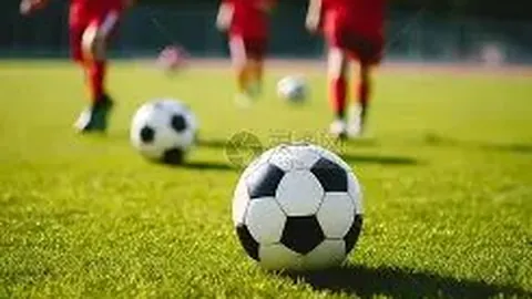 《独家揭秘！拜仁誓以破例合同力挽英格兰神锋，抗衡巴萨狂热追求》