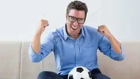 《范戴克揭秘：失误虽难免，关键在应对之道，更衣室正能量满满》